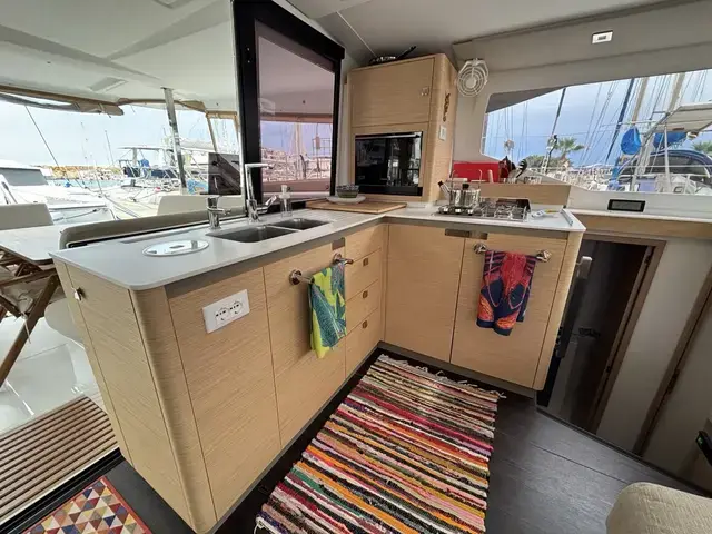 Fountaine Pajot Isla 40