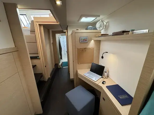 Fountaine Pajot Isla 40