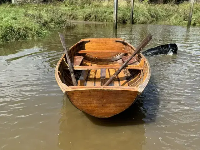 Classic 9'6" Salcombe Sailing Pram Dinghy