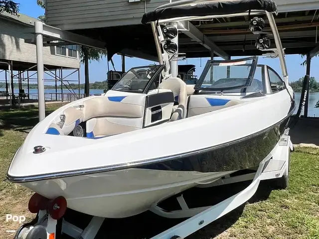 Malibu Wakesetter 22 Vlx