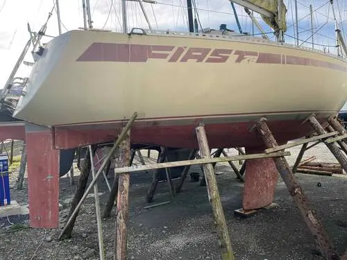 1982 Beneteau first 28