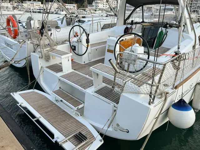 Beneteau Oceanis 38