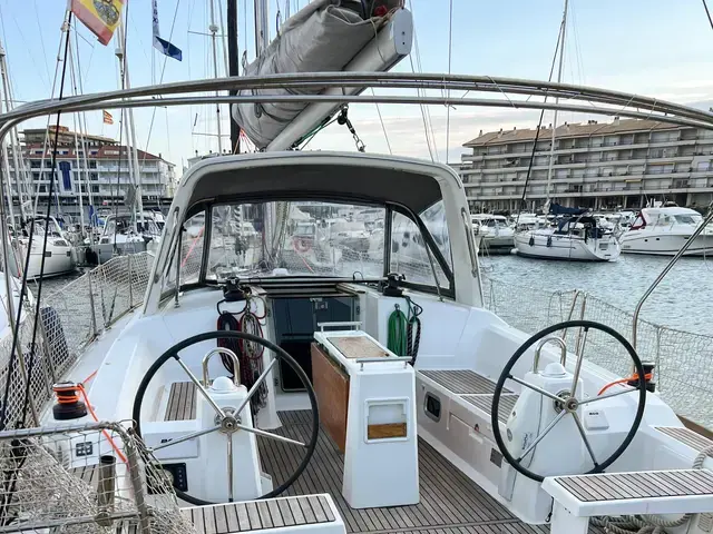 Beneteau Oceanis 38