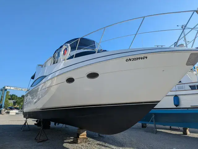 Carver 350 Mariner