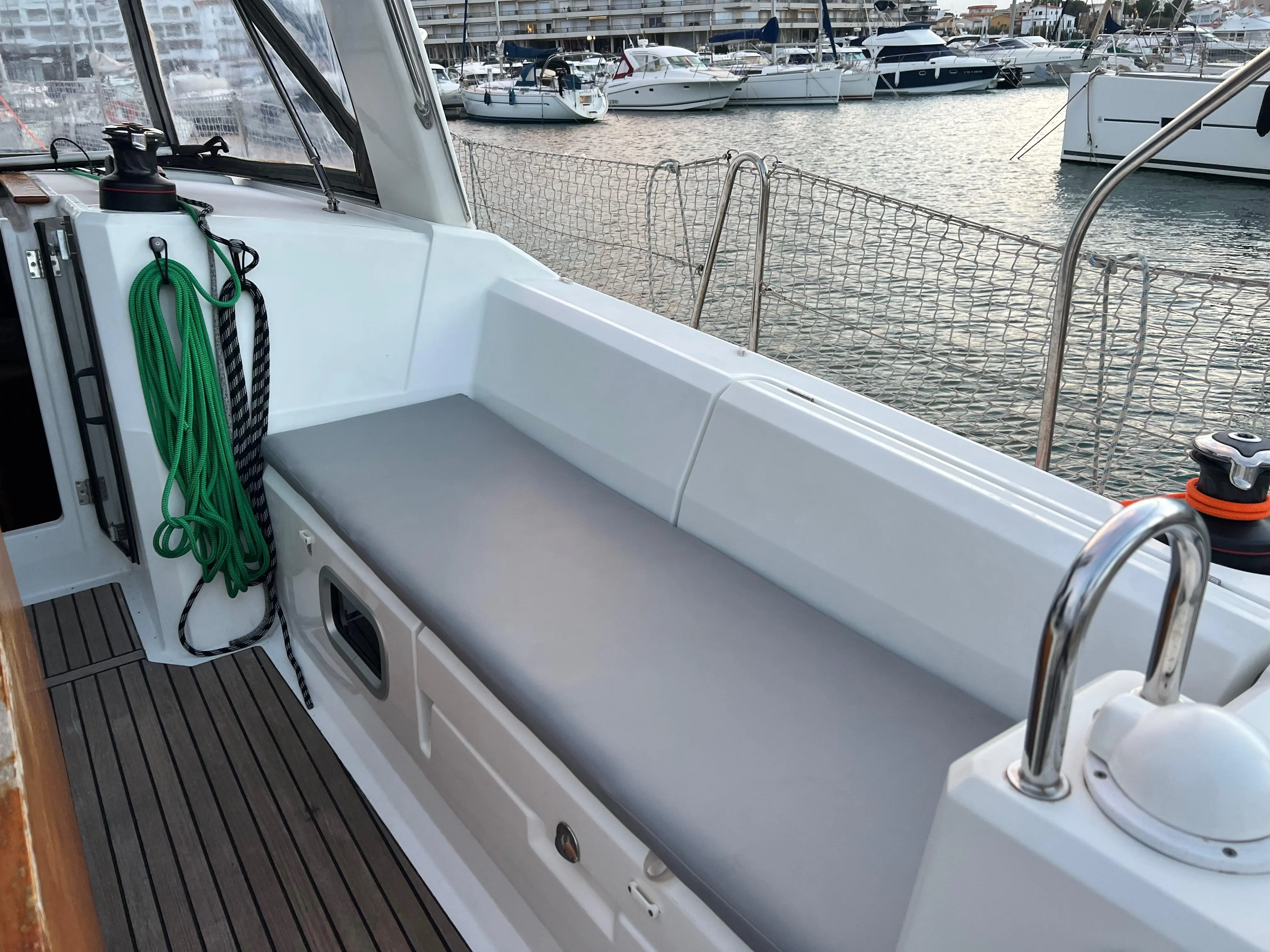 2016 Beneteau oceanis 38