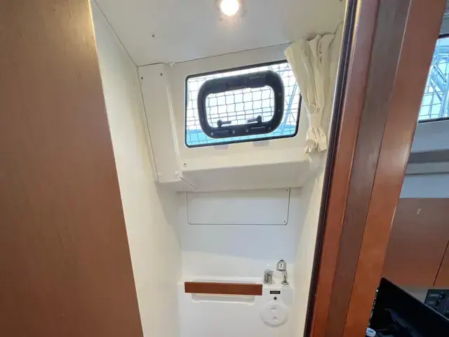 Beneteau Oceanis 38