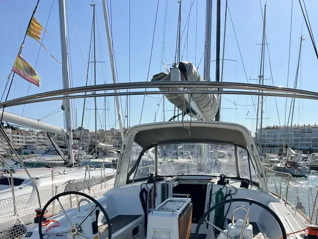 Beneteau Oceanis 38