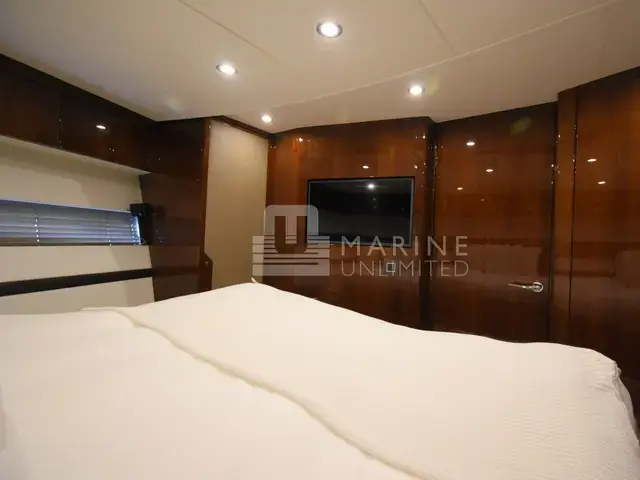 Fairline Squadron 68