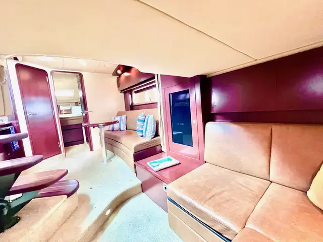 Sea Ray 380 Sundancer