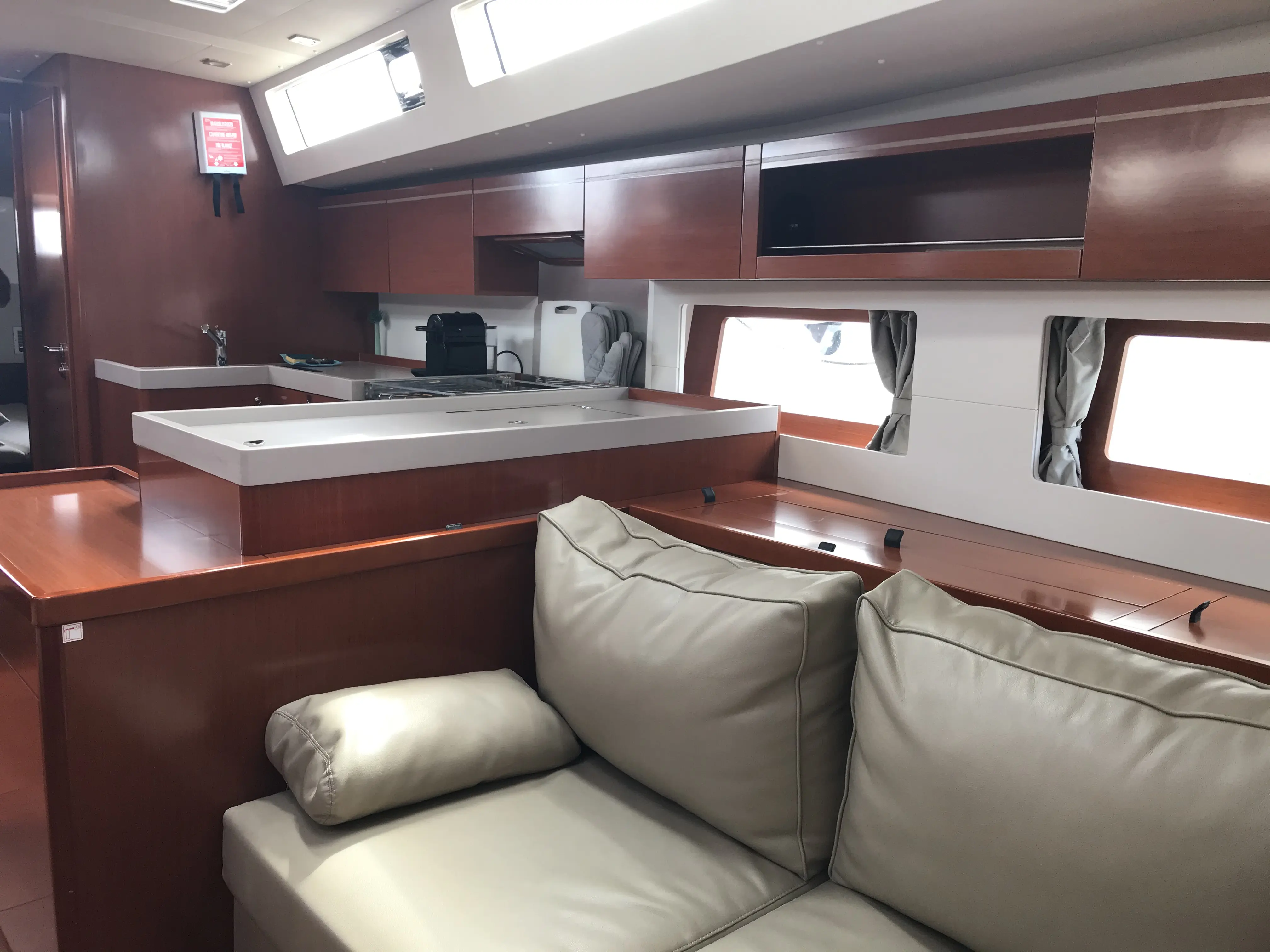 2019 Beneteau oceanis 55.1