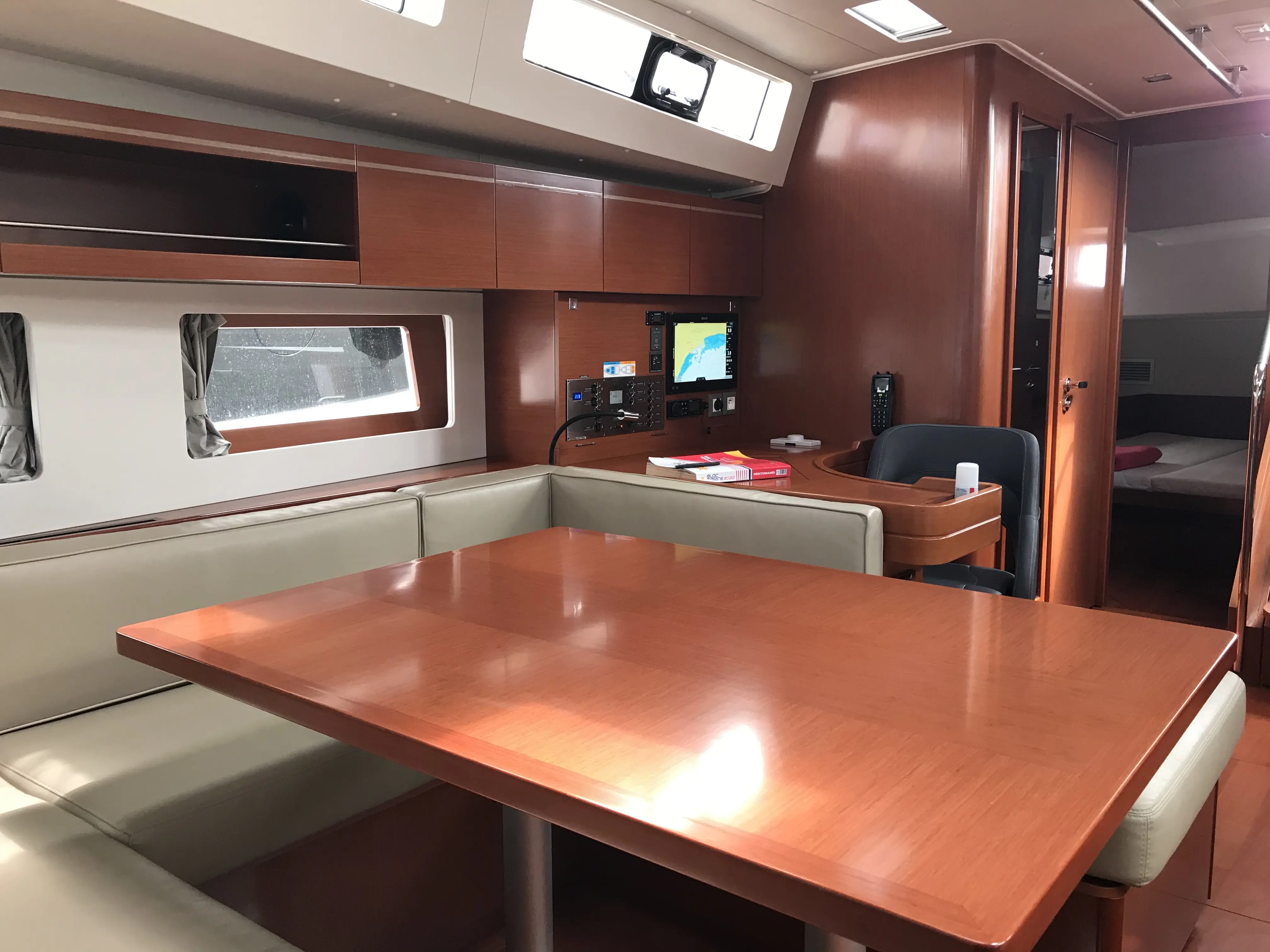 2019 Beneteau oceanis 55.1