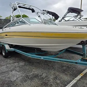 2005 Sea Ray 200 Sport