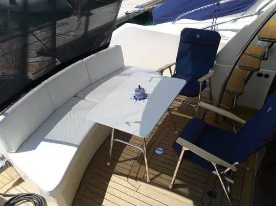 2007 Islander 42