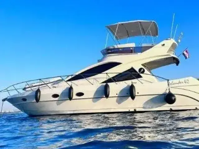 PALM Marine Islander 42