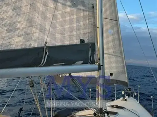 Beneteau Oceanis 37