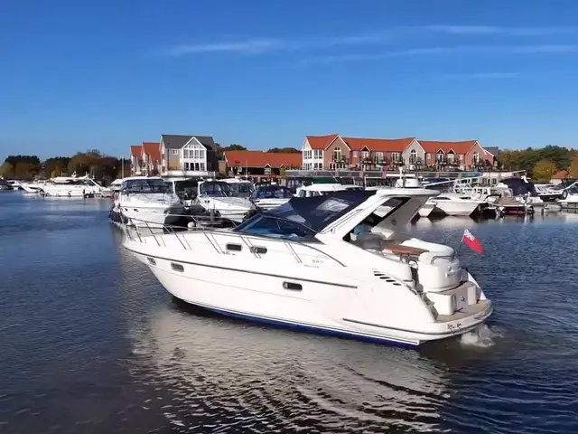 Sealine S37 Sports Cruiser