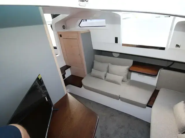 Dixon 45 Xc Cross Cabin