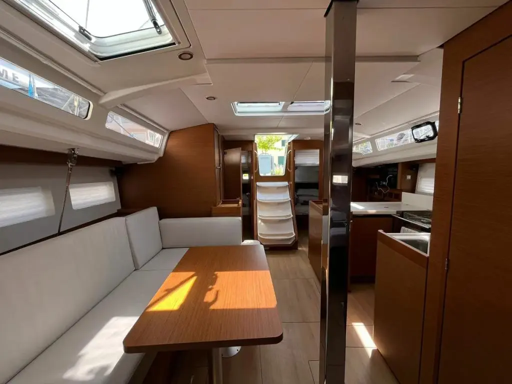 2024 Jeanneau sun odyssey 440