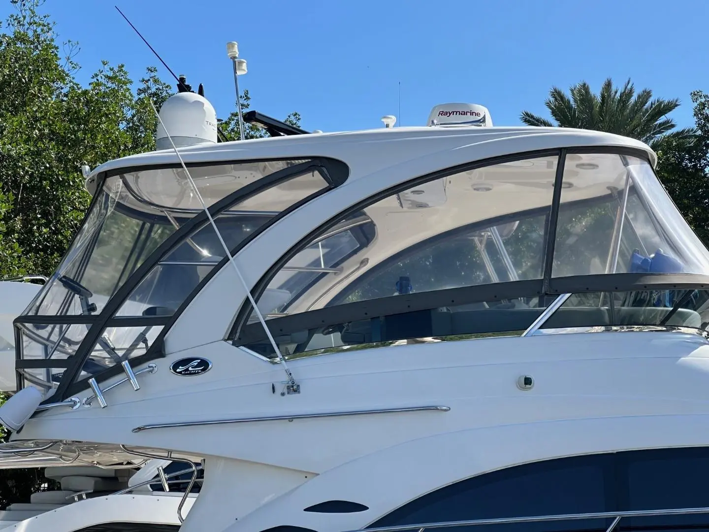 2007 Sea Ray 52 sedan bridge