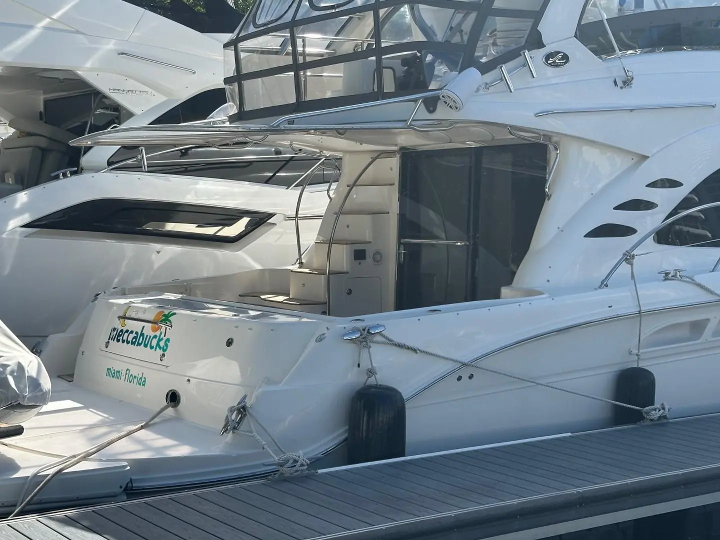 2007 Sea Ray 52 sedan bridge