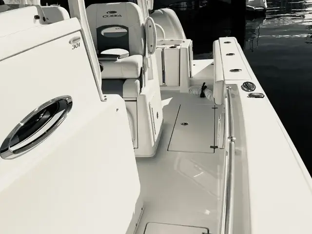 Cobia 301 Center Console