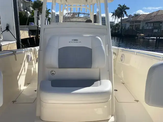 Cobia 301 Center Console