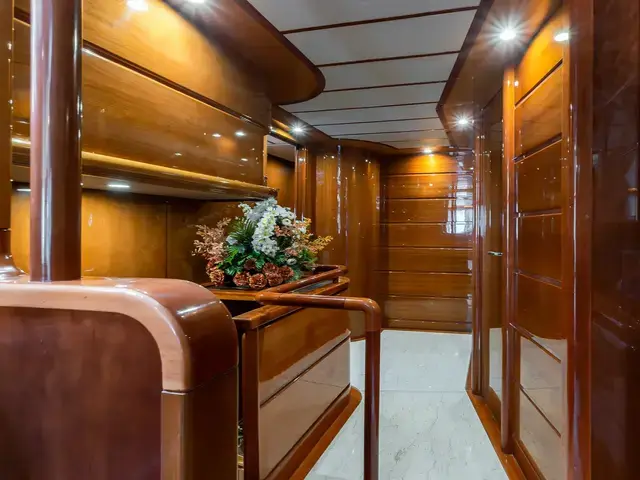 Ferretti Yachts 94 Custom Line