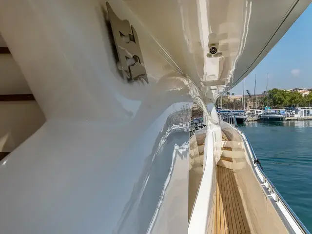 Ferretti Yachts 94 Custom Line