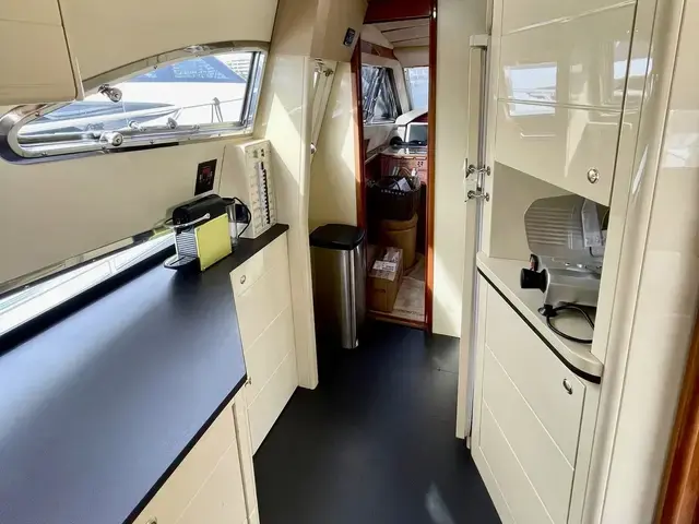 Ferretti Yachts 68