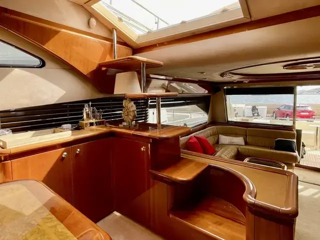 Ferretti Yachts 68