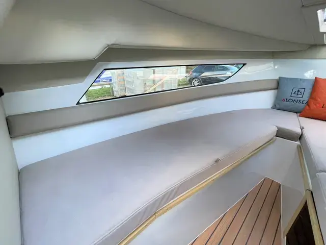 Alonsea 600 Cabin