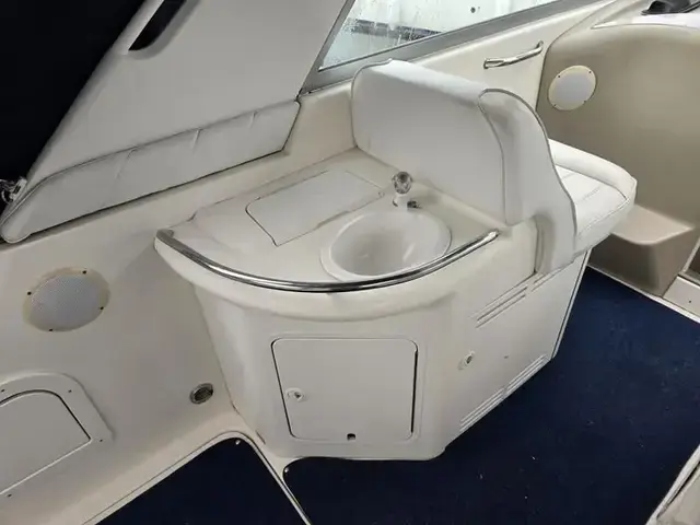 Sea Ray Sundancer 330