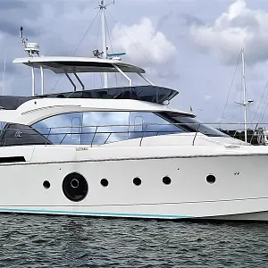 2018 Beneteau Monte Carlo 6