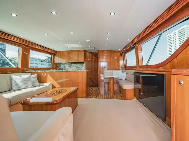 Hatteras 60 Convertible