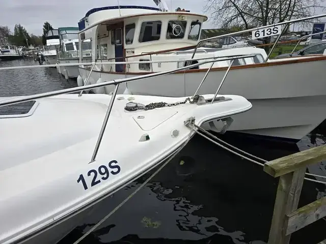 Sea Ray Sundancer 330