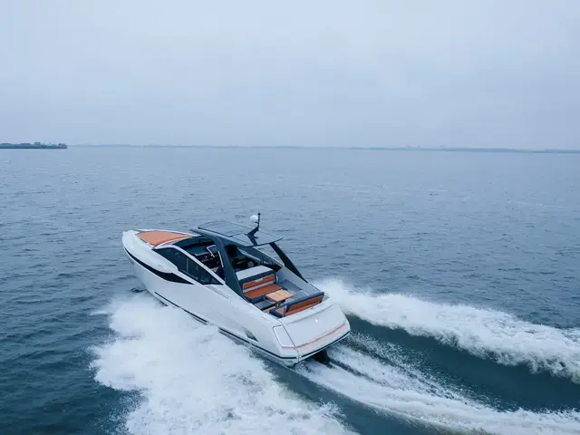 Fairline F Line 33 #12