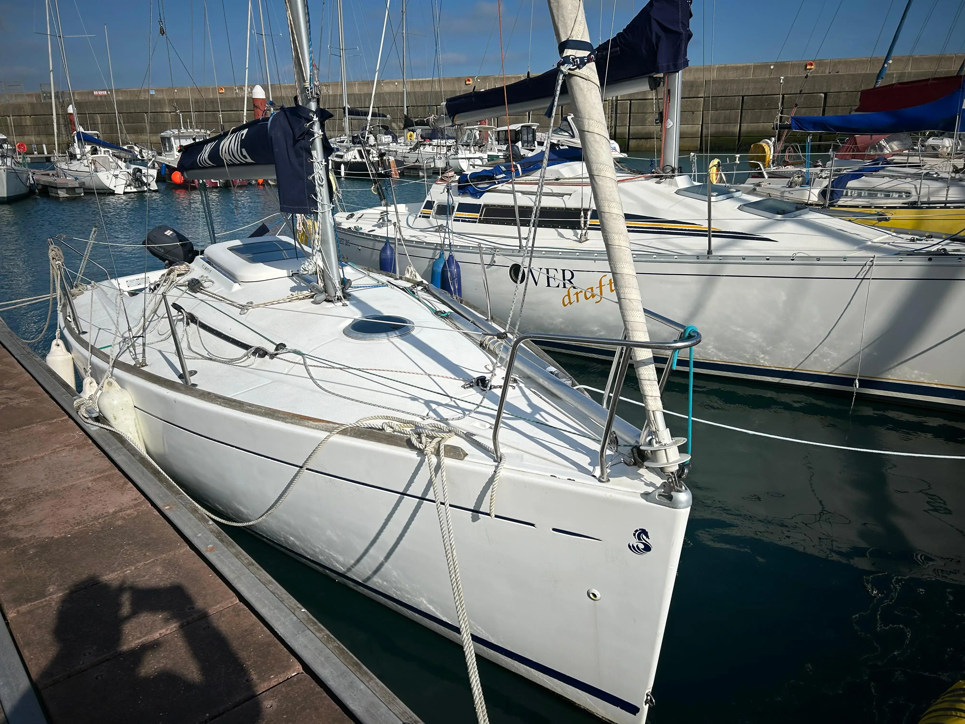 2004 Beneteau first 211