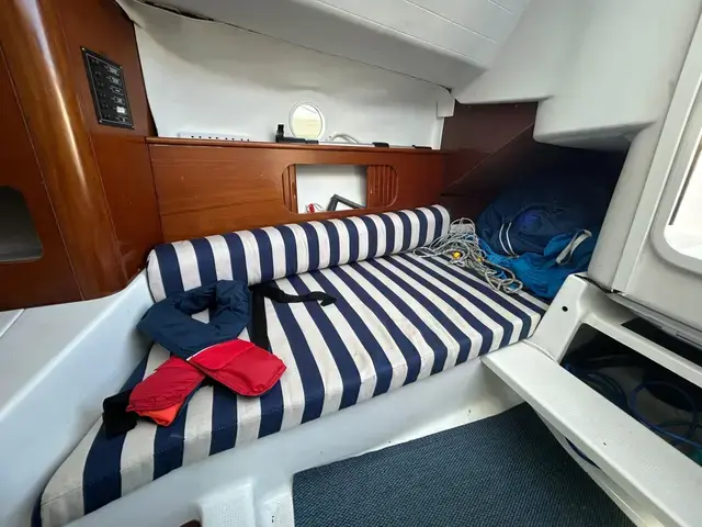 Beneteau First 211