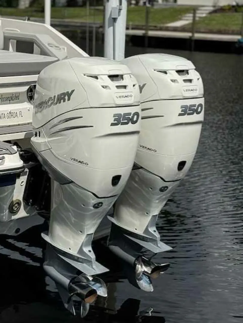 2023 Sea Ray slx310ob