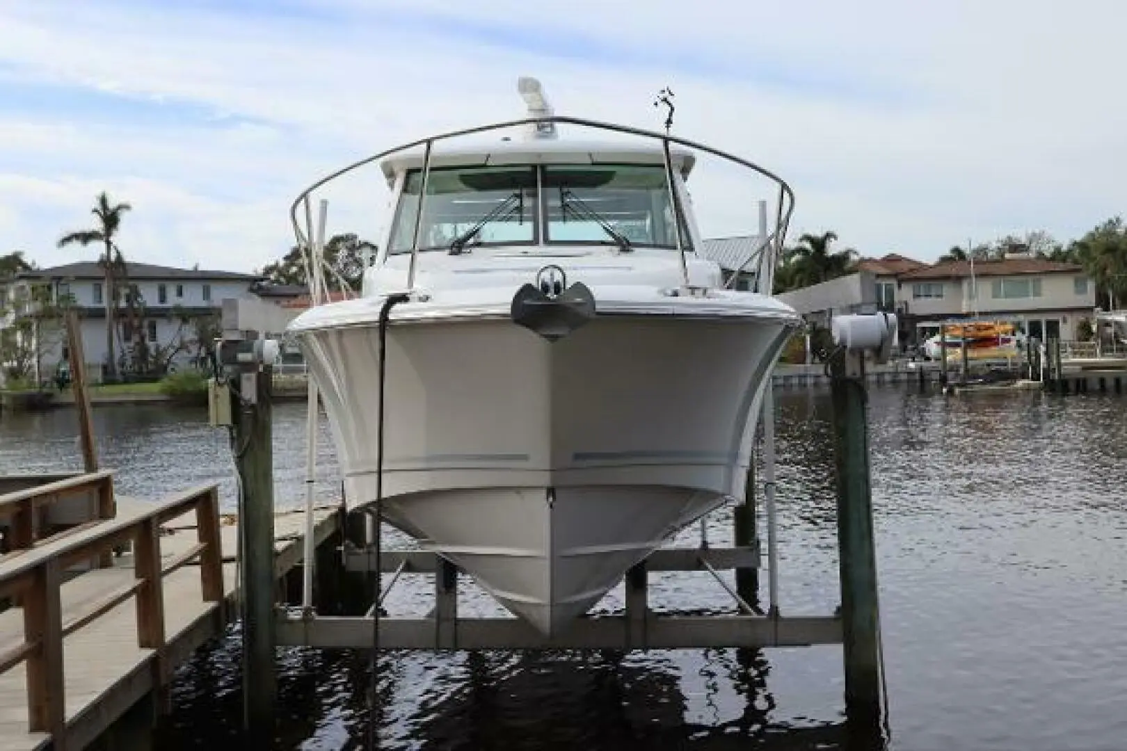 2019 Boston Whaler 315 conquest