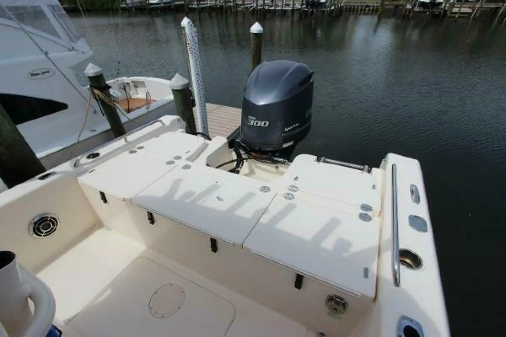 2015 Explorer 251 coastal explorer