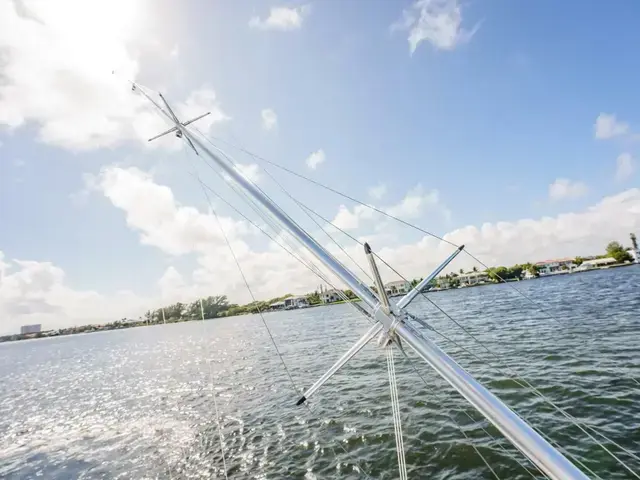 Hatteras 60 Convertible