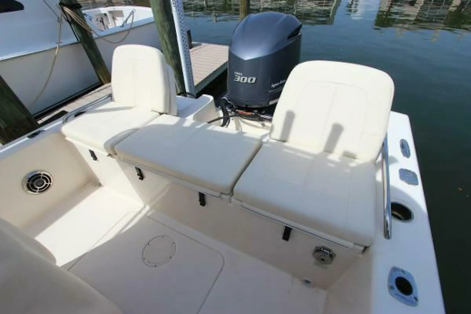 2015 Explorer 251 coastal explorer