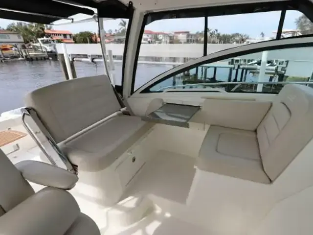 Boston Whaler 315 Conquest