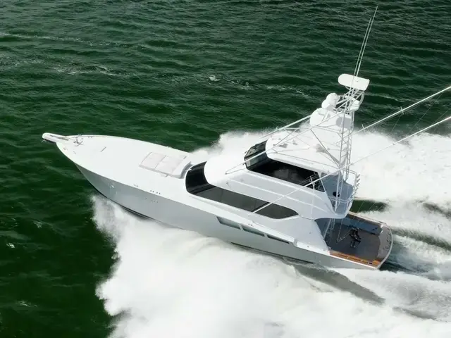 Hatteras 60 Convertible