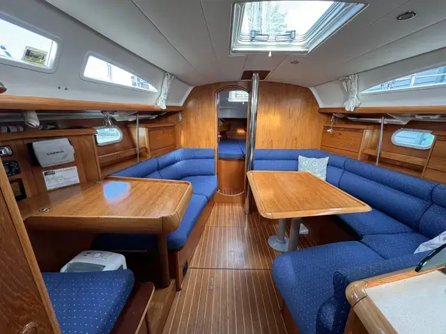 Jeanneau Sun Odyssey 37