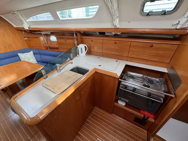 Jeanneau Sun Odyssey 37