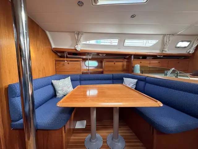 Jeanneau Sun Odyssey 37