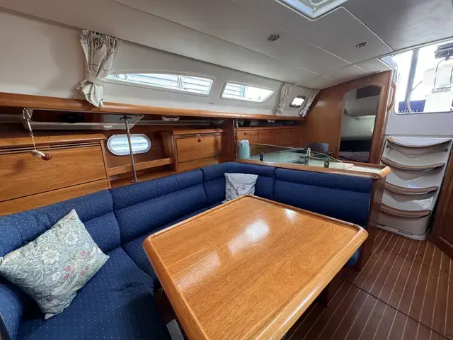 Jeanneau Sun Odyssey 37