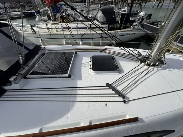 Jeanneau Sun Odyssey 37